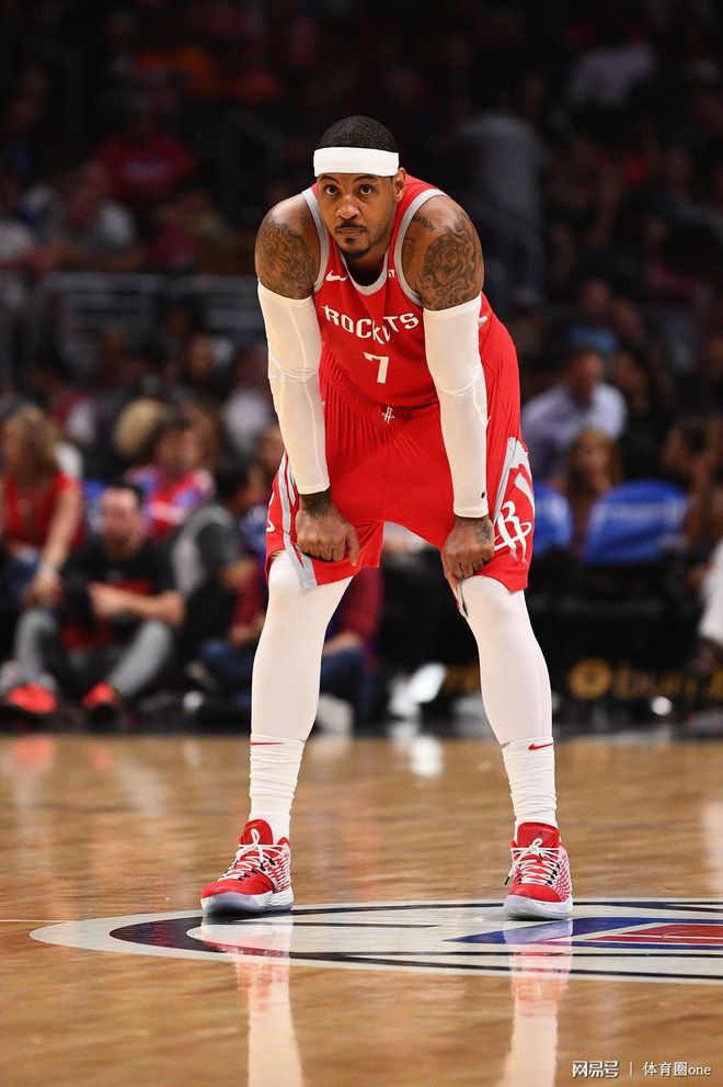 赛地聚焦——全明星赛官宣日热度飙升,米兰奥林匹亚复出首秀,更衣室稳定,团队化学反应显著的简单介绍 赛地聚焦——全明星赛官宣日热度飙升,米兰奥林匹亚复出首秀,更衣室稳定,团队化学反应显著的简单介绍