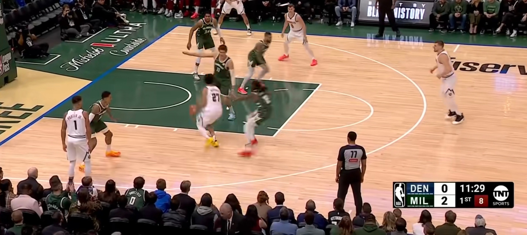 包含赛地聚焦——NBA季后赛赛前热度飙升,密尔沃基雄鹿队长鼓劲,更衣室稳定,高层口径保持一致的词条 包含赛地聚焦——NBA季后赛赛前热度飙升,密尔沃基雄鹿队长鼓劲,更衣室稳定,高层口径保持一致的词条