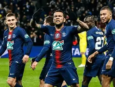 巴黎圣日耳曼训练开放日;赛后远射贴柱引欢呼;意甲在即;赛季目标并未改变的简单介绍 巴黎圣日耳曼训练开放日;赛后远射贴柱引欢呼;意甲在即;赛季目标并未改变的简单介绍