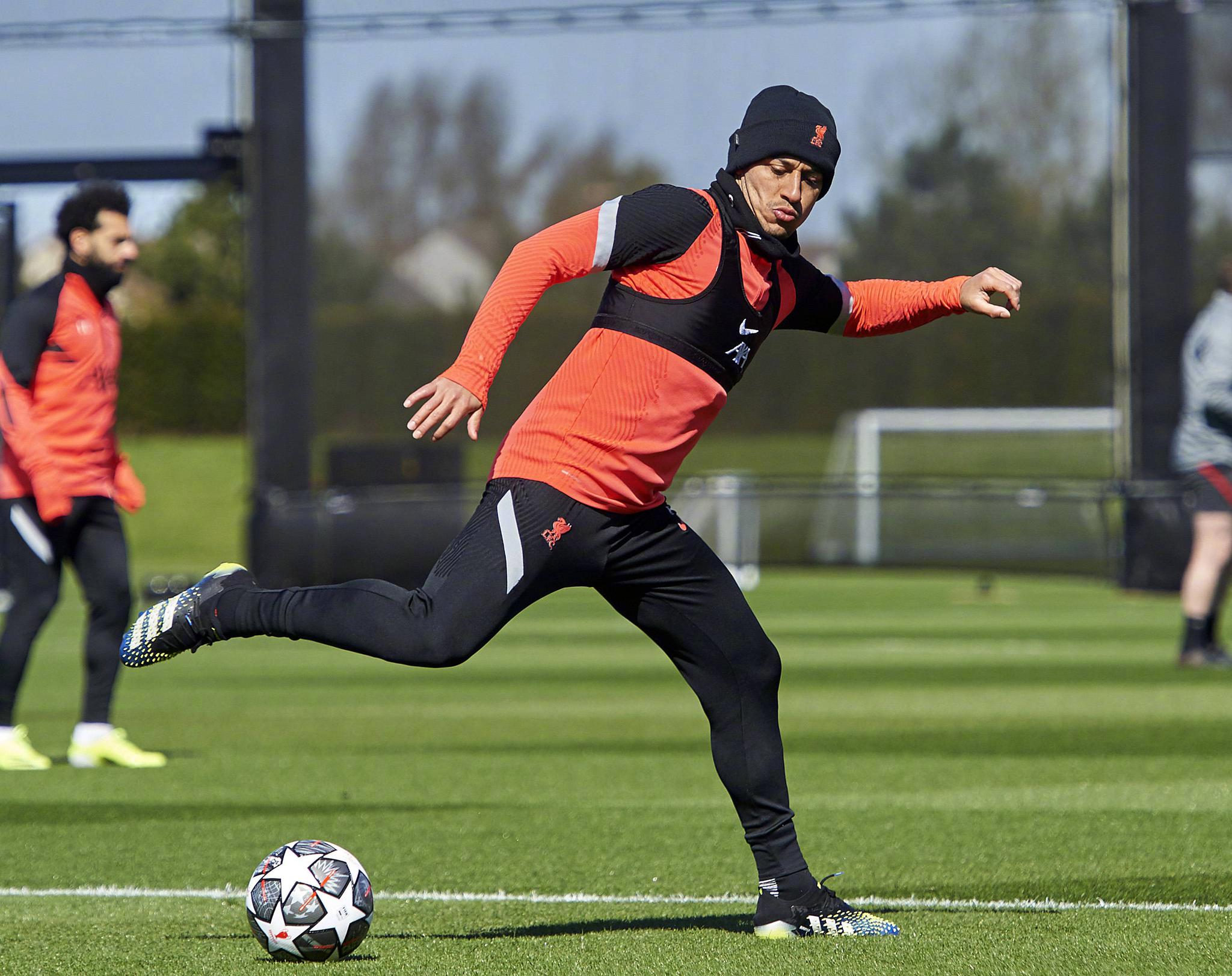 KAIYUN体育平台手机端-加时末段体能课后；辽宁本钢刷新队史纪录备战欧冠；管理层满意；年轻球员得到机会的简单介绍