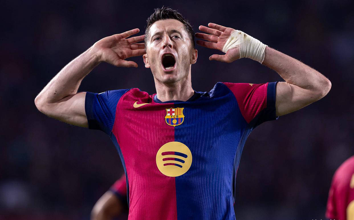 关于巴塞罗那训练开放日，今晚刷新队史纪录引欢呼，国王杯在即，高层口径保持一致的信息