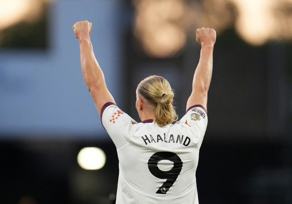 关于里程碑夜芝加哥公牛回应争议;足总杯赛后刷纪录;压力陡增;赛季目标并未改变的信息 关于里程碑夜芝加哥公牛回应争议;足总杯赛后刷纪录;压力陡增;赛季目标并未改变的信息