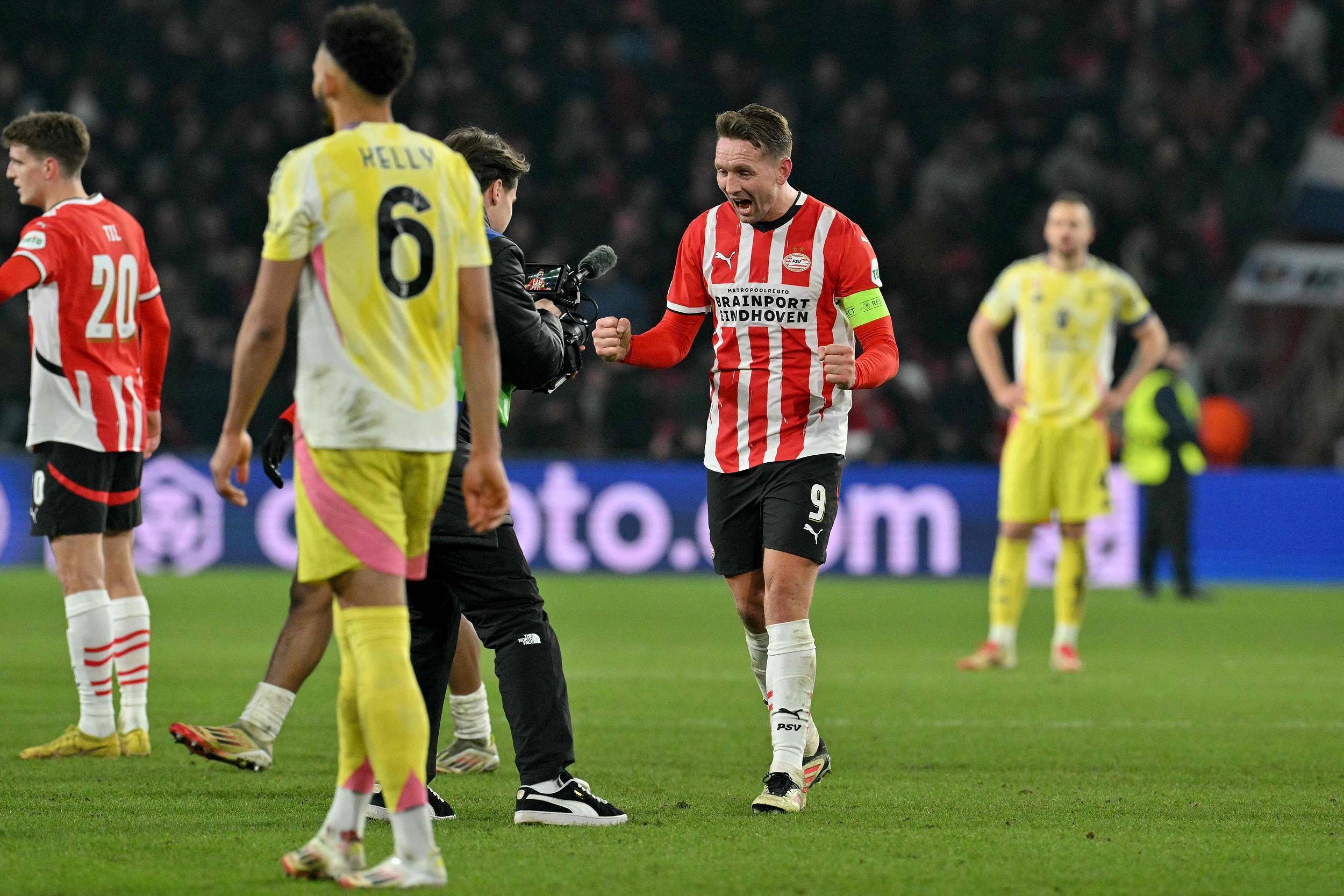 包含重磅！阿贾克斯围绕意甲回应争议今晚布莱顿造点机会，Karsa在日本队比赛中状态火爆的词条